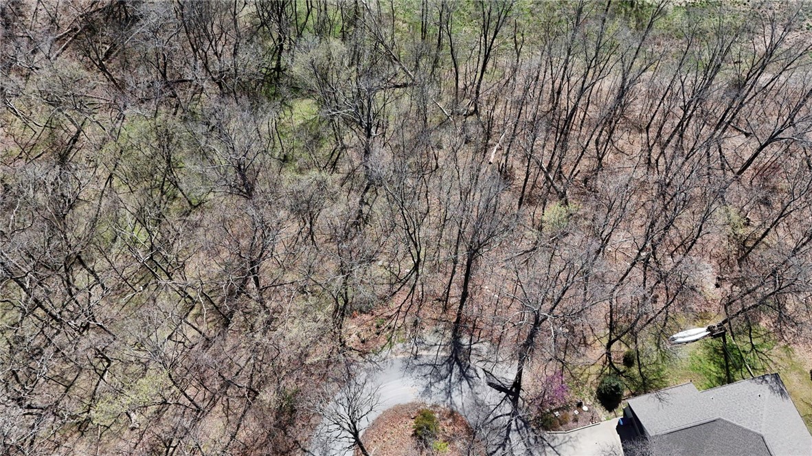 Hampton Sub Bvv - Land