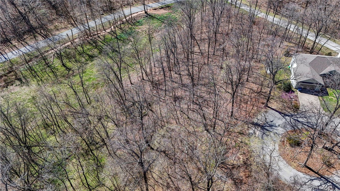 Hampton Sub Bvv - Land