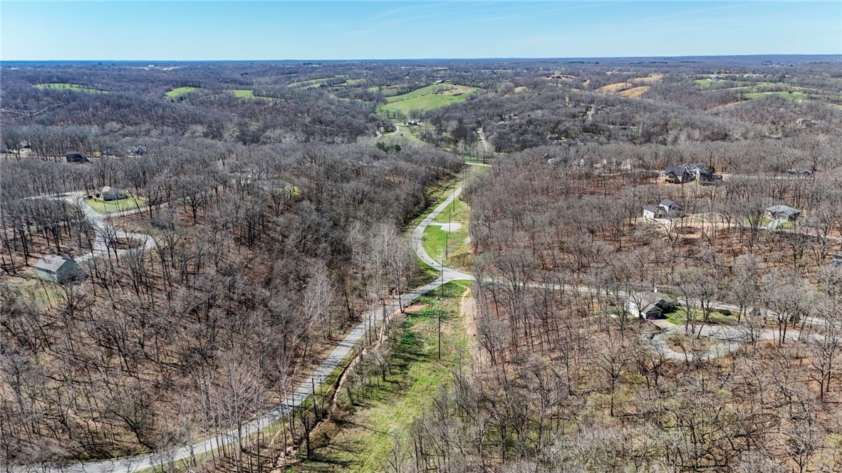 Hampton Sub Bvv - Land