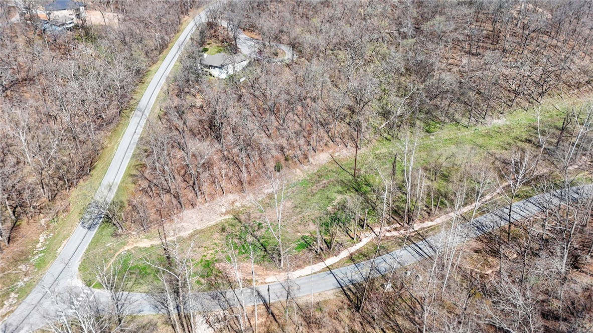 Hampton Sub Bvv - Land