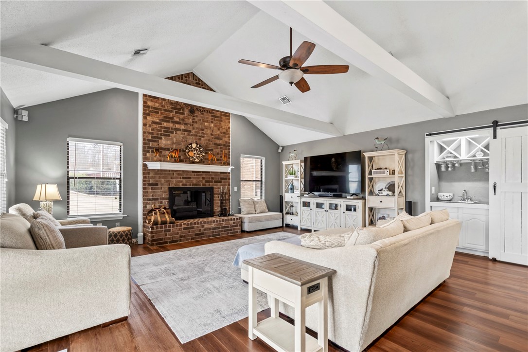 Dawn Hill C C Resort Rurban - Residential