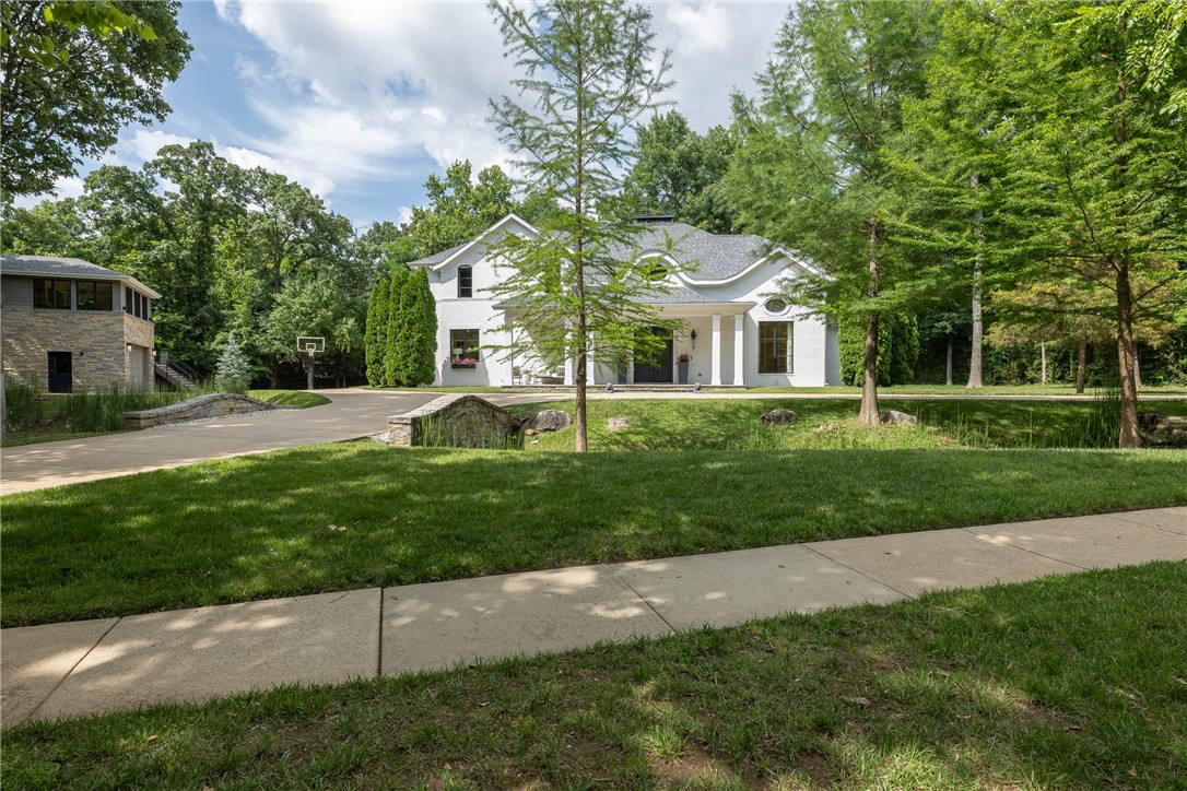 Bois d' Arc - Residential