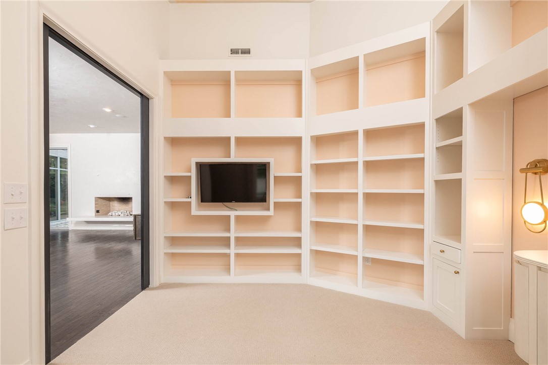 Bois d' Arc - Residential