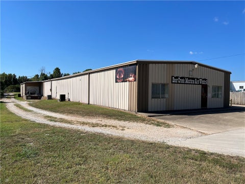 Photo of 320 Industrial Park Road, Harrison, AR 72601 (MLS # 1361263)