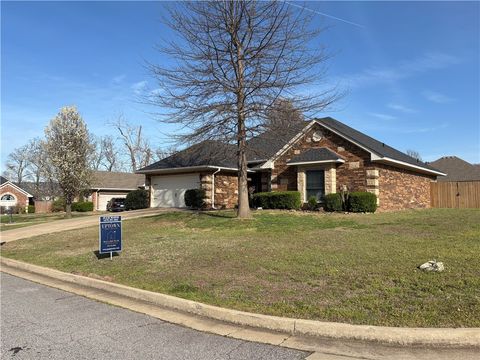 Photo of 2414 Aubrie Circle, Van Buren, AR 72956 (MLS # 1339707)