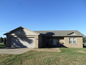 Great 3 bedroom 2 bath home on Crow Mountain! Contemporary design, only 8 years old. Concrete parking, large 1.15 acre lot. C