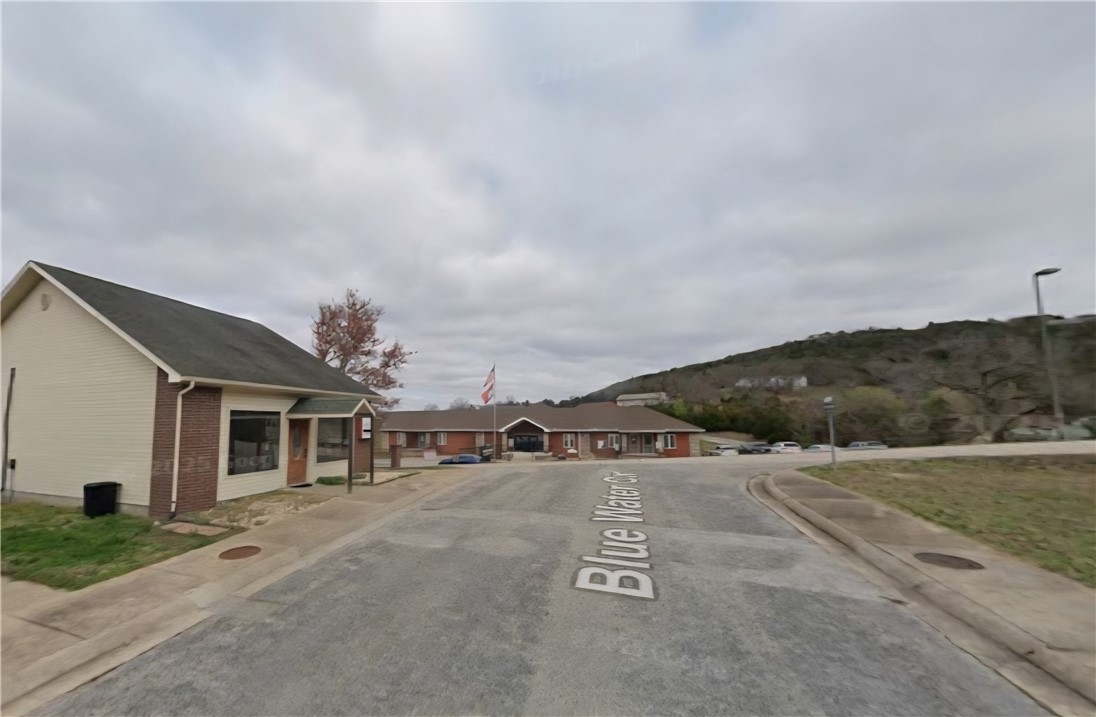 002540 - Commercial Sale