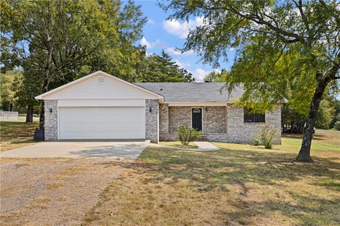 Photo of 9 Game Cove, Pottsville, AR 72858 (MLS # 1362396)