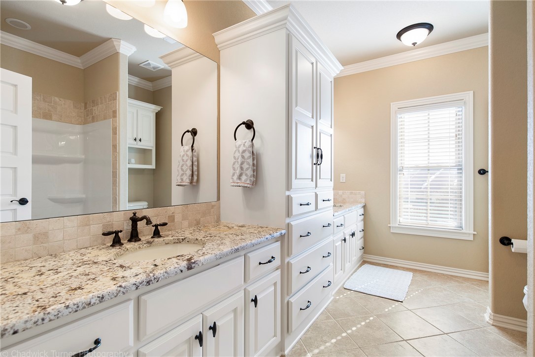 Oak Tree Centerton - Residential