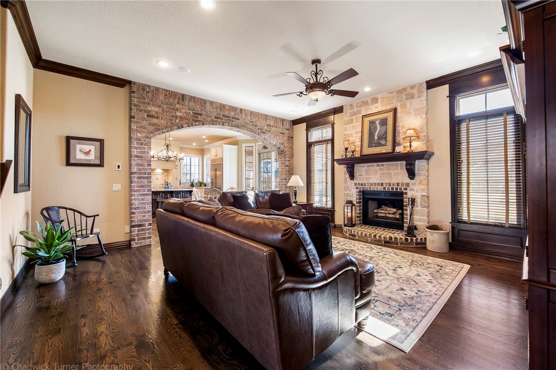 Oak Tree Centerton - Residential