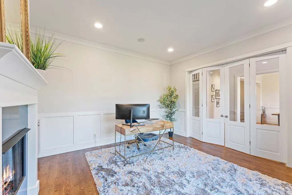 Rogers, Arkansas 72758, United States, 5 Bedrooms Bedrooms, ,6 BathroomsBathrooms,Residential,Active,232920