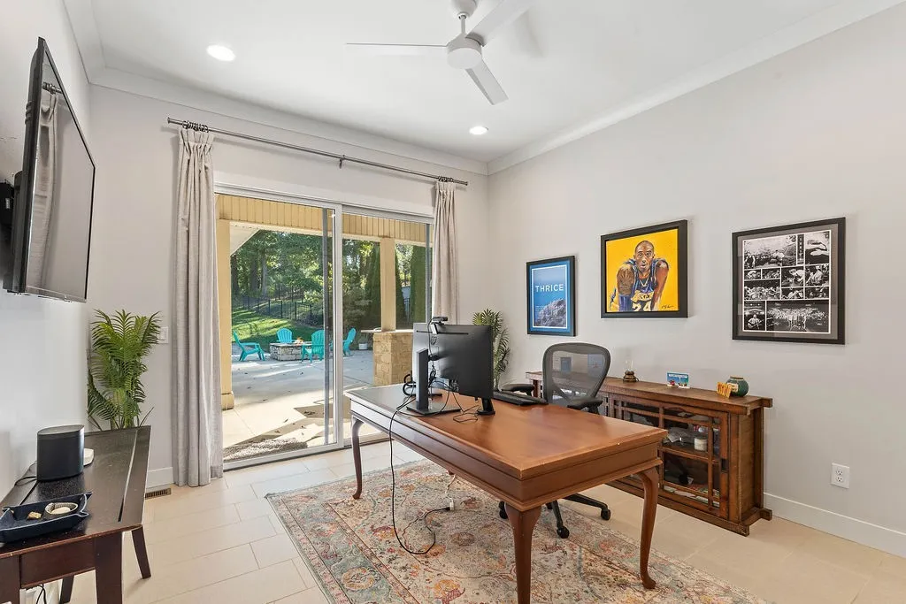 Rogers, Arkansas 72758, United States, 5 Bedrooms Bedrooms, ,6 BathroomsBathrooms,Residential,Active,232920