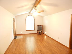 Nice 3BR, 2BA home with covered porch, newer CHVAC, vaulted ceiling in living room, one car attached garage with opener, laminate floors in living room and halls, comes with all kitchen appliances and washer/dryer, nice area with low traffic, good sized back yard, back deck and storage building. This house should be good for VA,FHA, or RD financing.