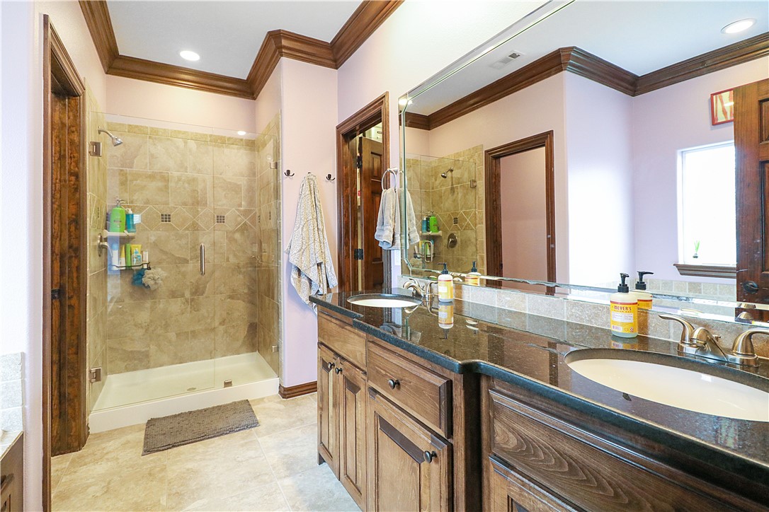 Edinburgh Sub Lowell - Residential