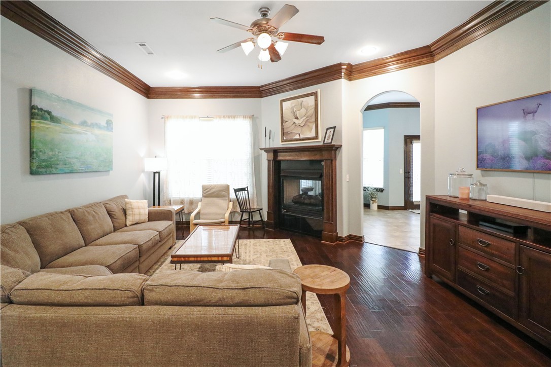 Edinburgh Sub Lowell - Residential