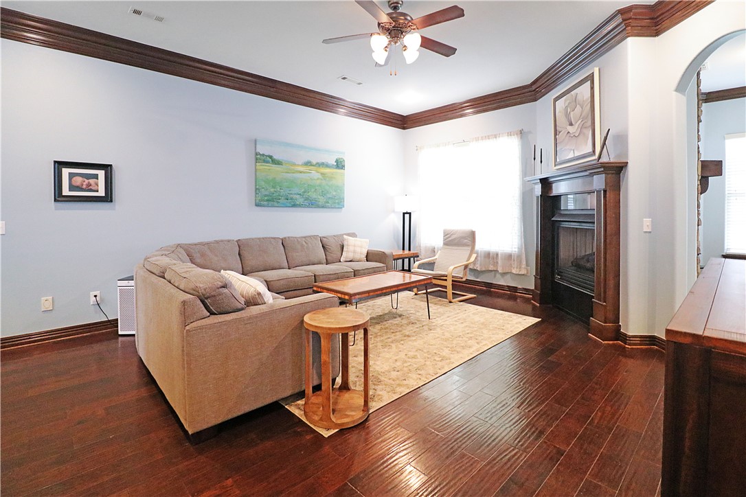 Edinburgh Sub Lowell - Residential