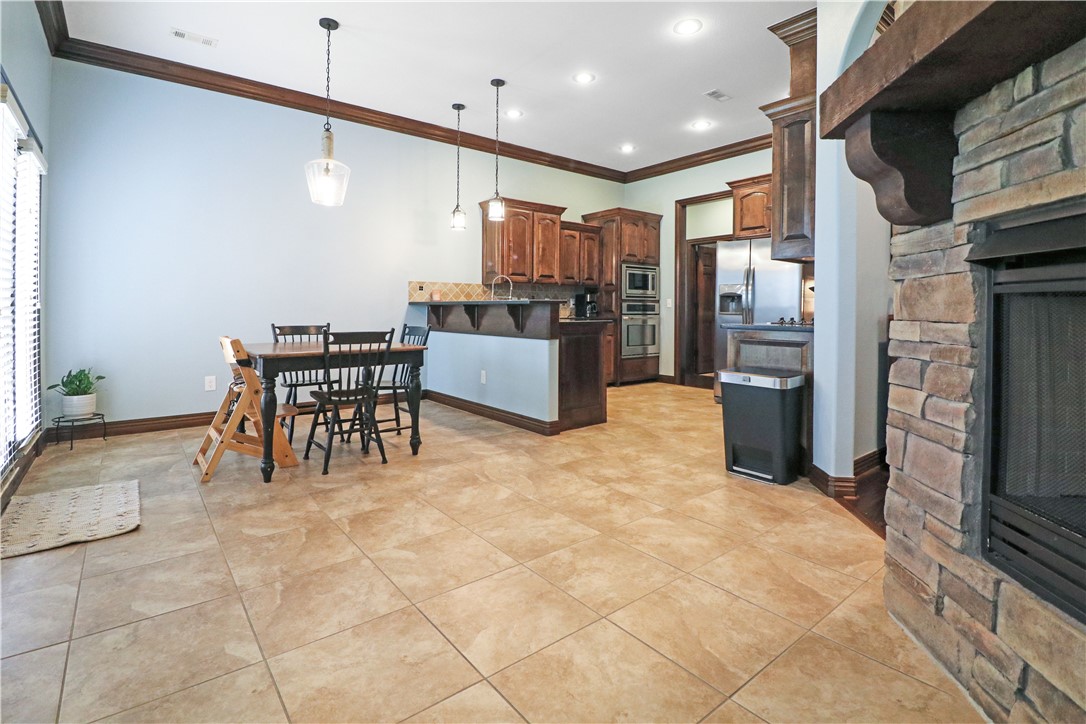 Edinburgh Sub Lowell - Residential