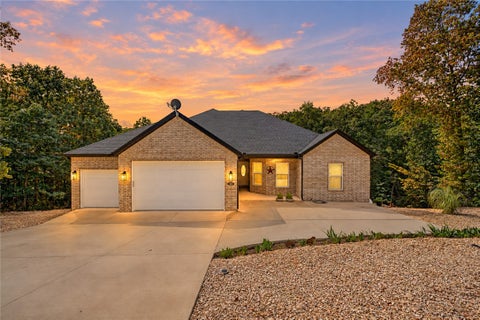 Photo of 12 Gibson Lane, Bella Vista, AR 72715 (MLS # 1361795)