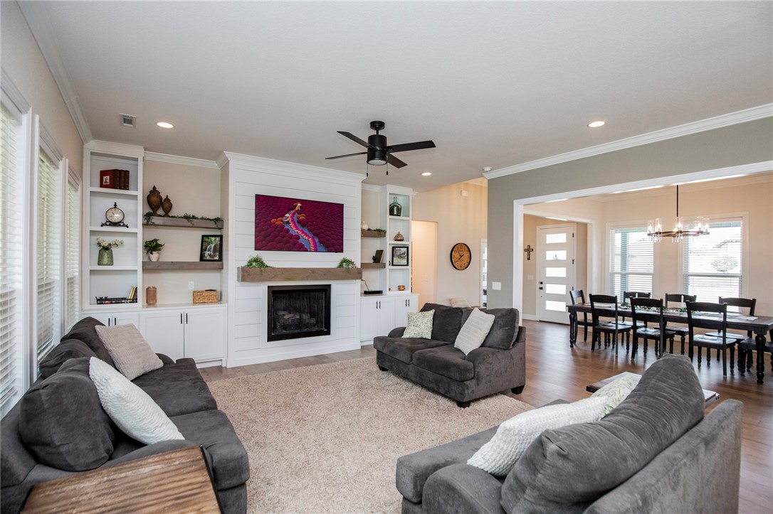 Elm Valley Sub Ph II Elm Spgs - Residential