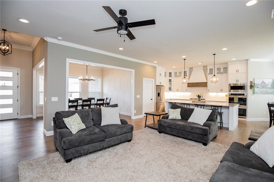 Elm Valley Sub Ph II Elm Spgs - Residential