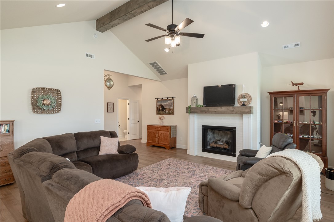 Wellington Hills - Residential