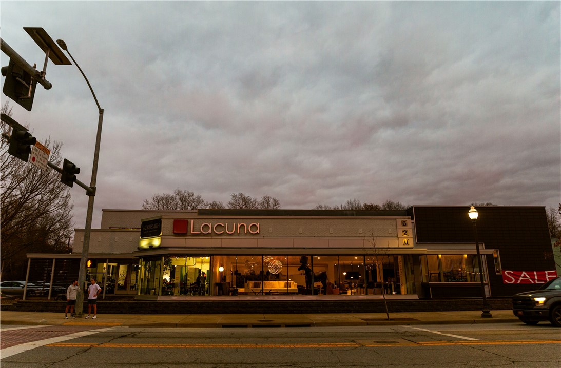 North College Ave Horizonta - Commercial Lease