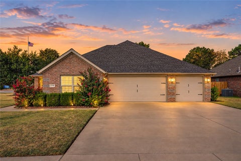 Photo of 2908 N 18th Street, Rogers, AR 72756 (MLS # 1361701)