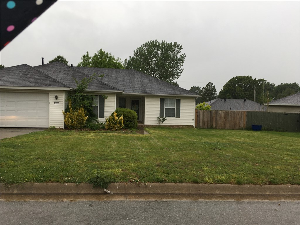This is a great home! Large corner lot. Deck on back, pantry, dining room, storage closet in garage.
