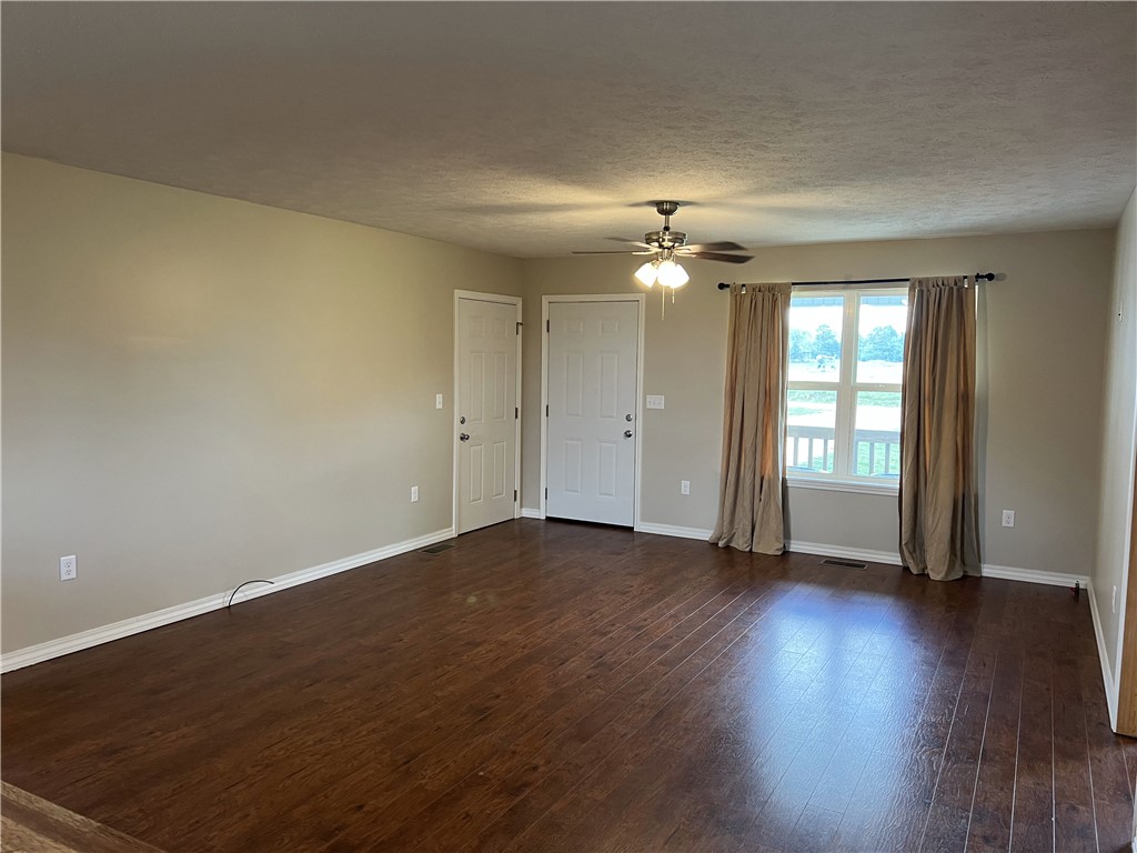 Emerald View Estate - Residential