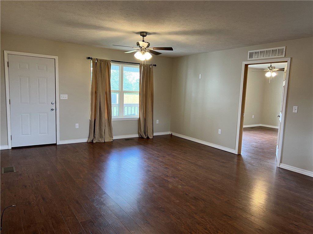 Emerald View Estate - Residential