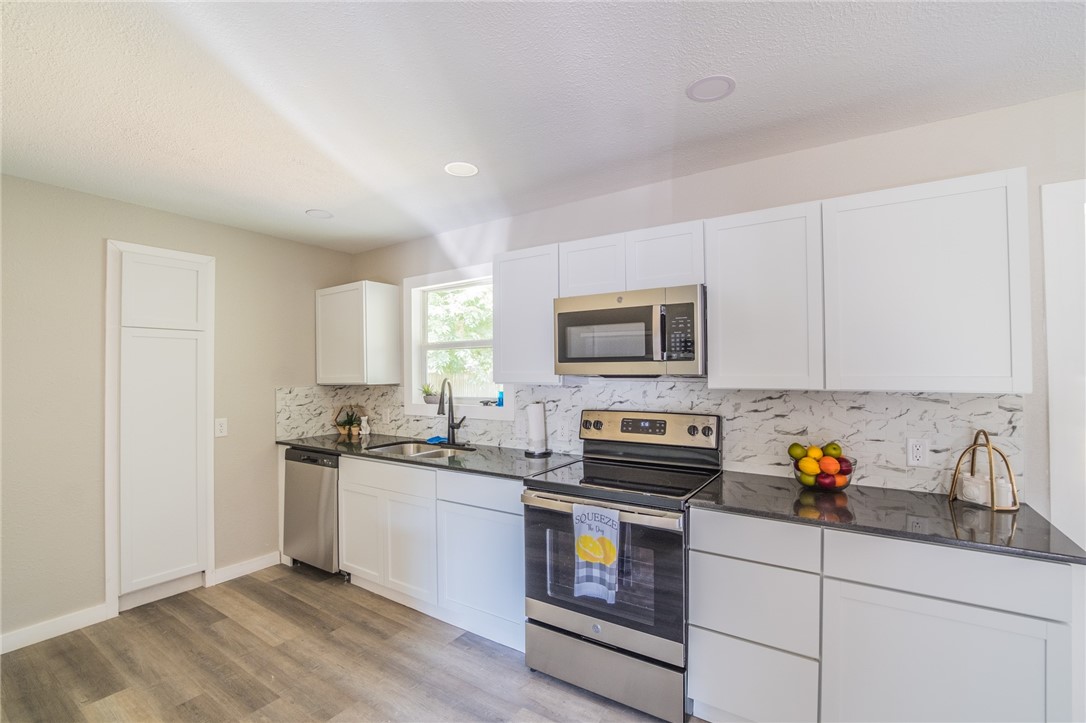 L M Proctors - Residential