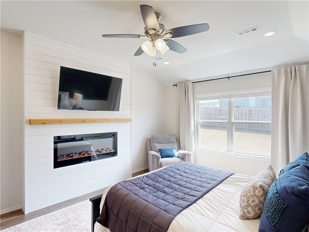 Crystal Spgs Village Ph I - Residential