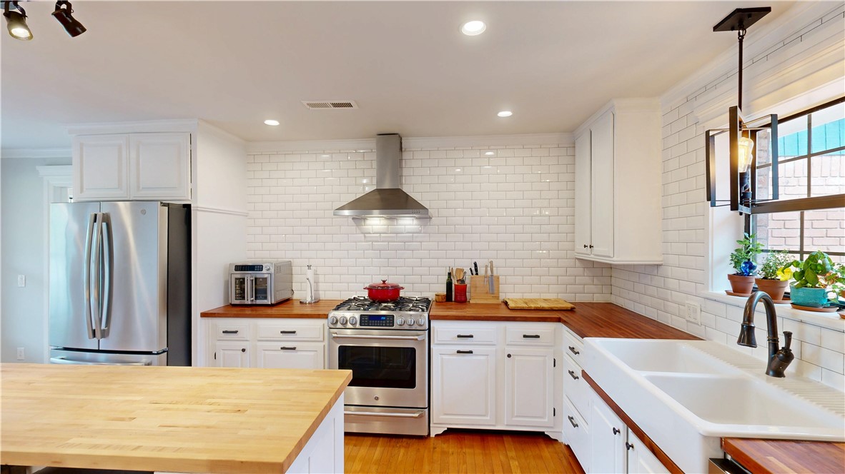 Huntington Place - Residential