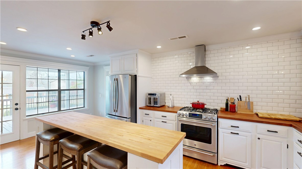 Huntington Place - Residential