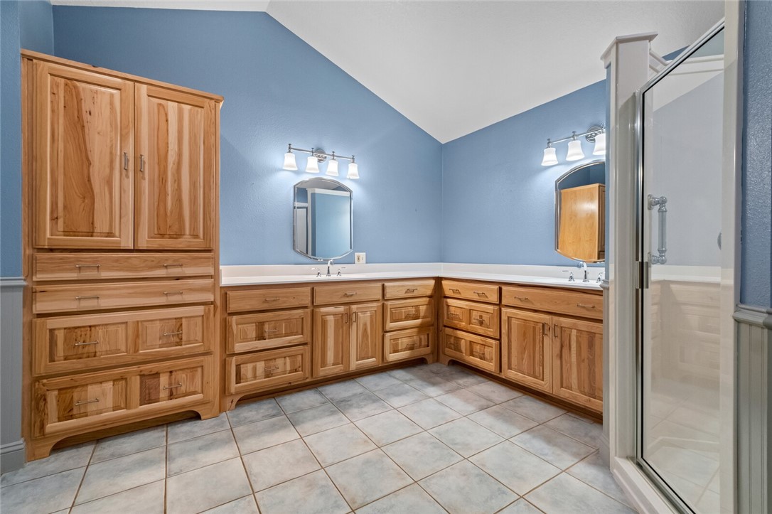 Oakhills Sub Rurban - Residential