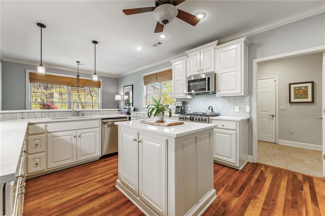 Brookhaven Estates - Residential