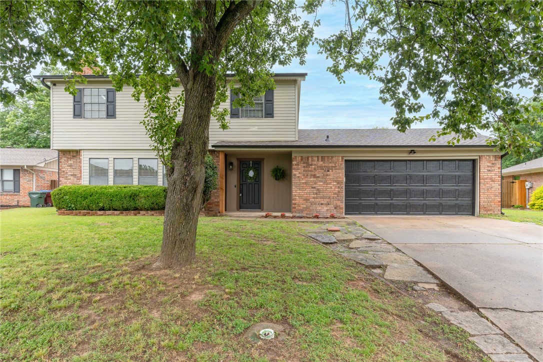 Beautifully Updated Home with Modern Touches and Bonus Features!
Freshly painted and move-in ready, this updated 3-bedroom, 2.5-bath home offers style and functionality. Inside, enjoy new flooring in the living area, plush carpet in bedrooms, and updated fixtures throughout. The kitchen and primary bath feature elegant quartz countertops with new hardware and finishes.
A brand-new roof adds peace of mind, and new ceiling fans enhance comfort. The attached garage includes a mini split systemāperfect for a home gym, game room, or workshop. Smart features include a Ring doorbell for added security.
All bedrooms are located upstairs and offer walk-in closets. Additional features include built-ins, a cozy wood-burning fireplace, and a spacious backyard with a wood privacy fenceāideal for pets or outdoor entertaining.
To top it off, the seller is including a one-year home warranty for added assurance. Donāt miss this gemāitās the perfect blend of updates and amenities!