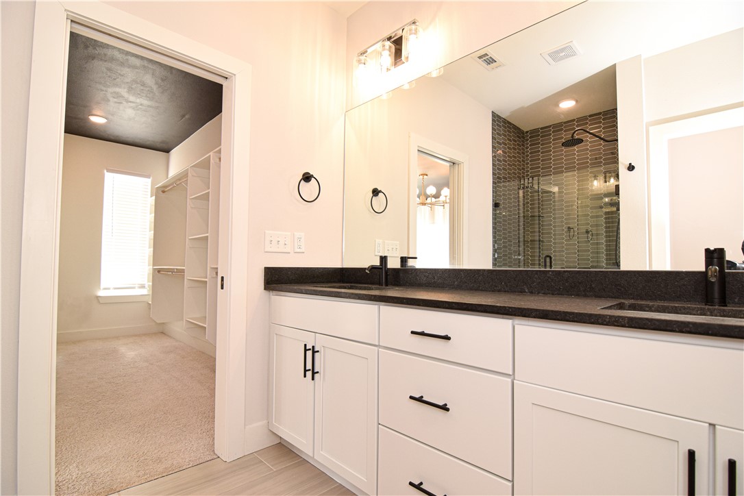 McGaugheys Orchard Add Rogers - Residential