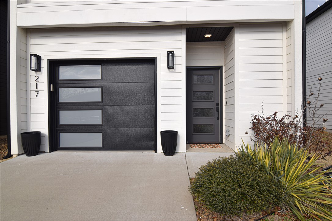 McGaugheys Orchard Add Rogers - Residential