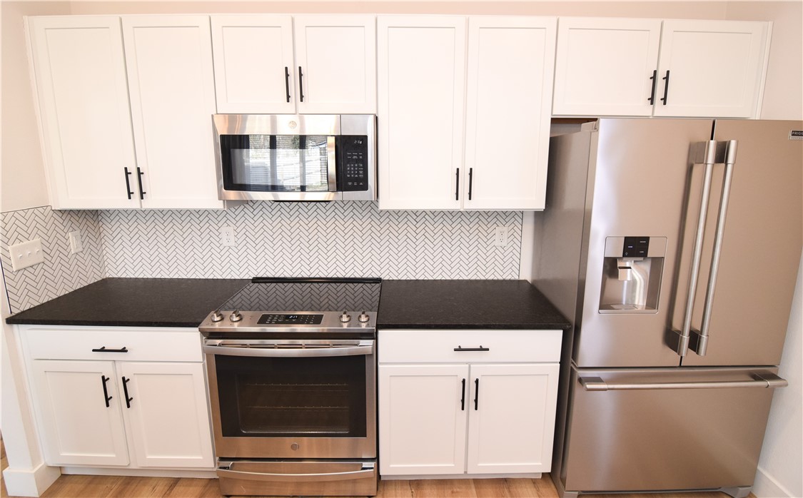 McGaugheys Orchard Add Rogers - Residential