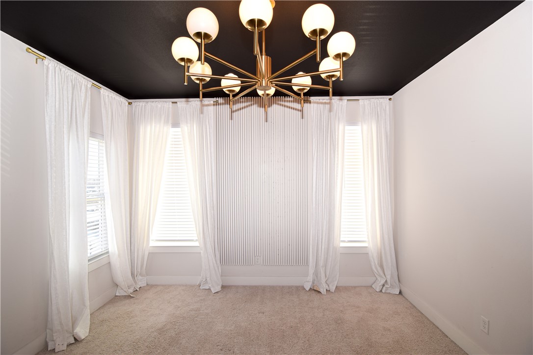 McGaugheys Orchard Add Rogers - Residential