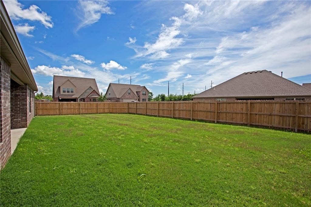 Lonesome Pond Sub Bentonville - Residential Lease