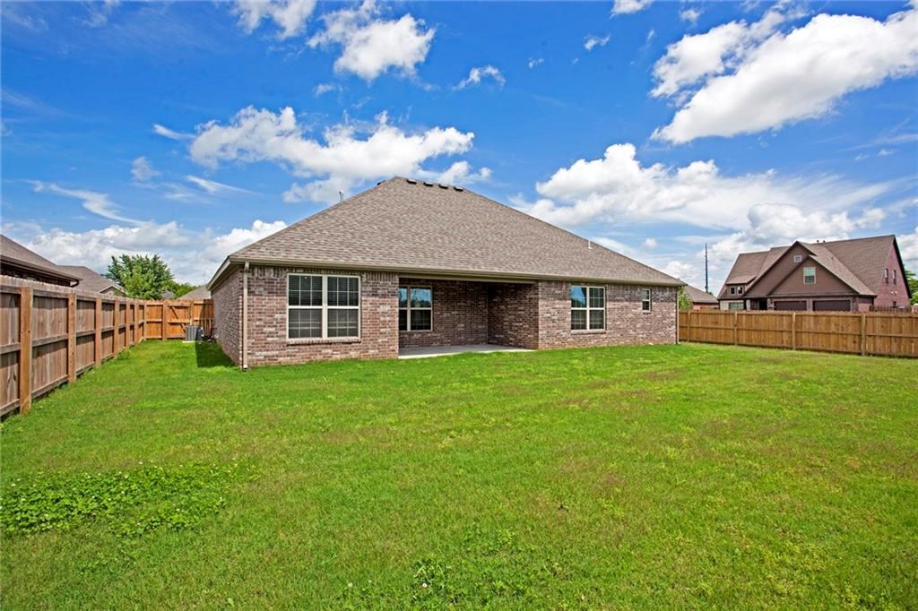 Lonesome Pond Sub Bentonville - Residential Lease