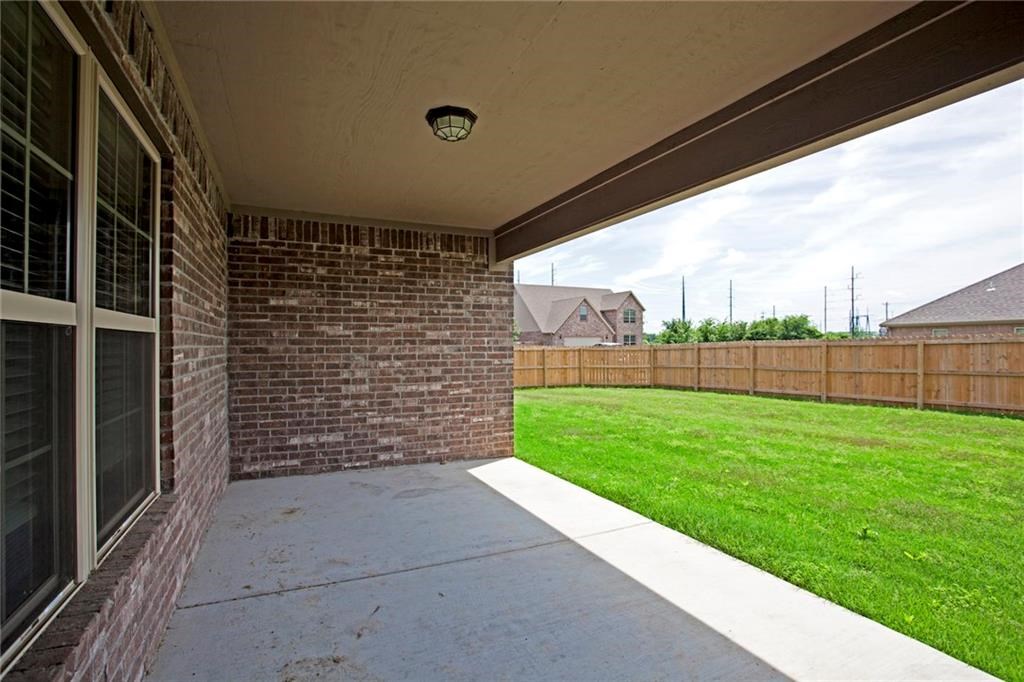 Lonesome Pond Sub Bentonville - Residential Lease