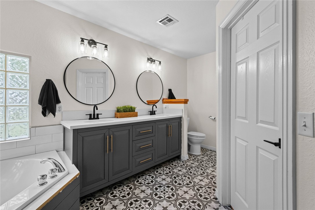 Orchards Sub, The Bentonville - Residential