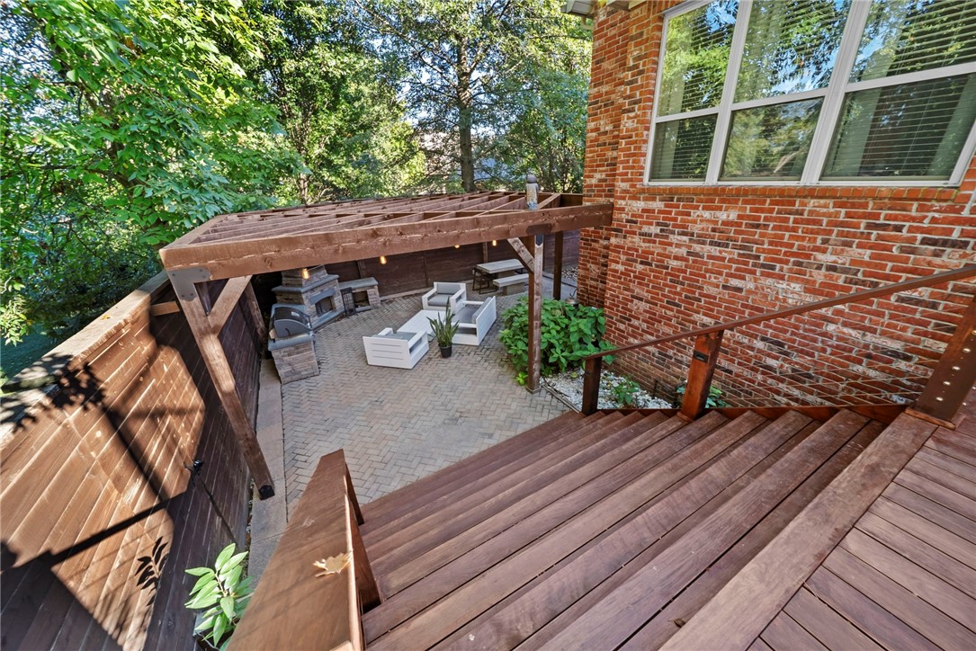 Pinnacle Gardens Sub Rogers - Residential
