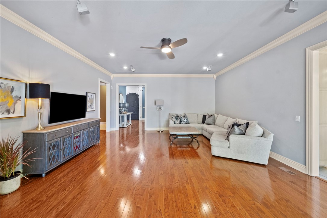 Pinnacle Gardens Sub Rogers - Residential