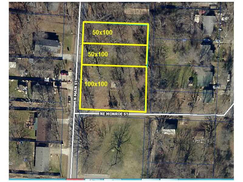 Come be a part of the engery in bentonville and Build your dream home here in downtown Bentonville. not may lots out there. grab this 100x100 lot before someone else does. Taxes estimated
