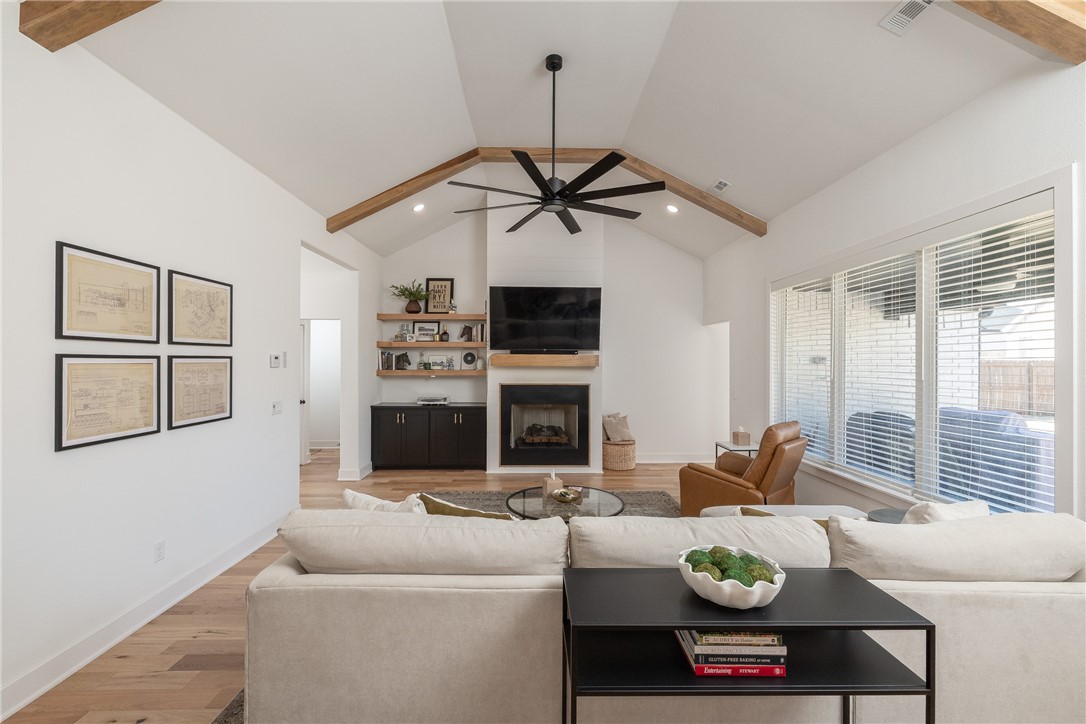 Woodridge Sub Ph Iii & Iv - Residential