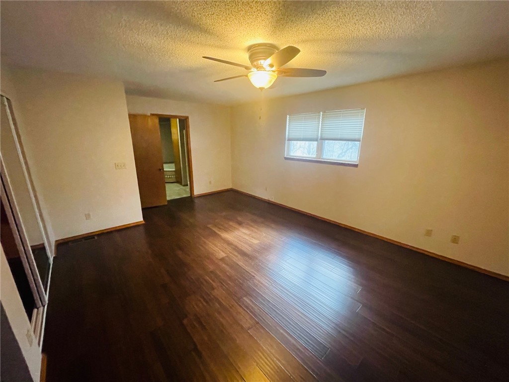 Unit 5 Holiday Island - Residential